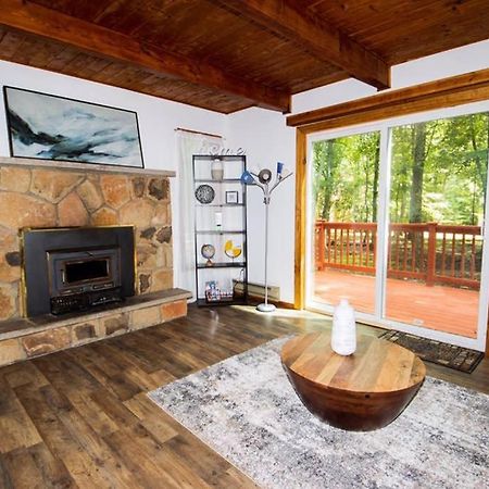 Entire 3 Bedroom Adventure Chalet, Near The Best Of The Poconos East Stroudsburg Exterior foto