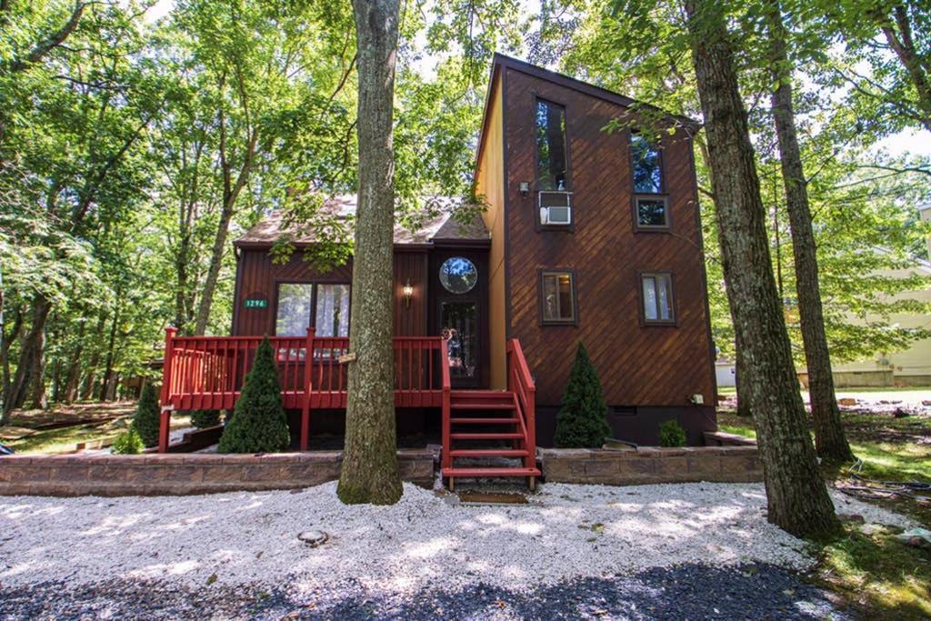 Entire 3 Bedroom Adventure Chalet, Near The Best Of The Poconos East Stroudsburg Exterior foto